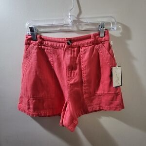UNIVERSAL THREAD NWT WOMENS 2 SHORTS